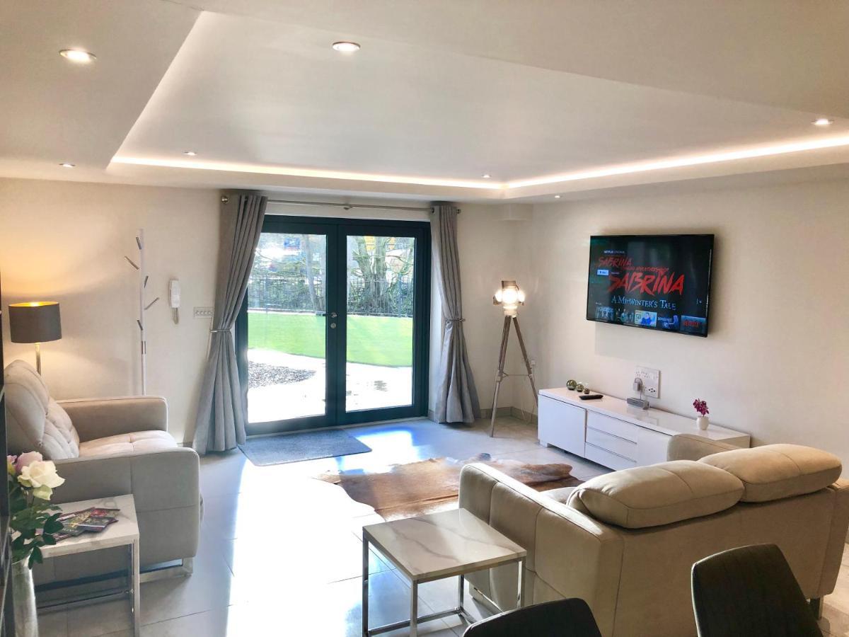 Millstream Mews Apartment Бейкуел Екстериор снимка