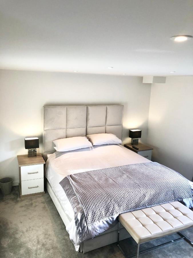 Millstream Mews Apartment Бейкуел Екстериор снимка
