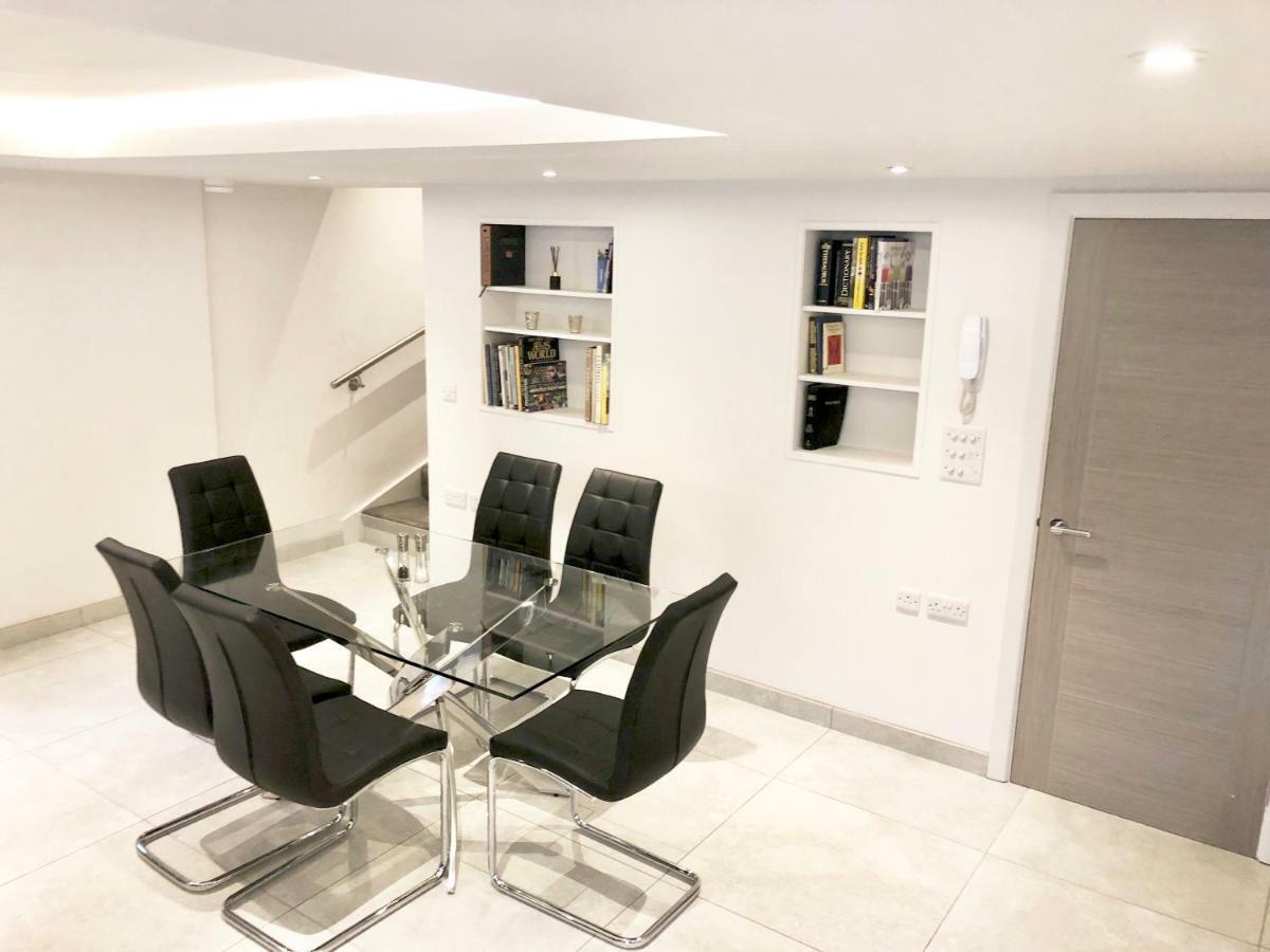Millstream Mews Apartment Бейкуел Екстериор снимка