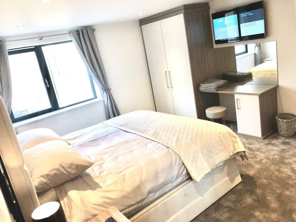 Millstream Mews Apartment Бейкуел Екстериор снимка